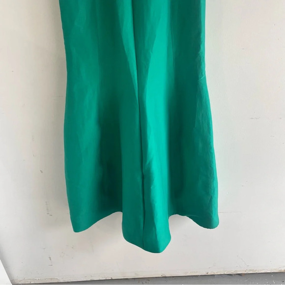 Halston Heritage Sleeveless Plunge-Neck Tulip Evening Gown Dress 22466 - Picture 7 of 9